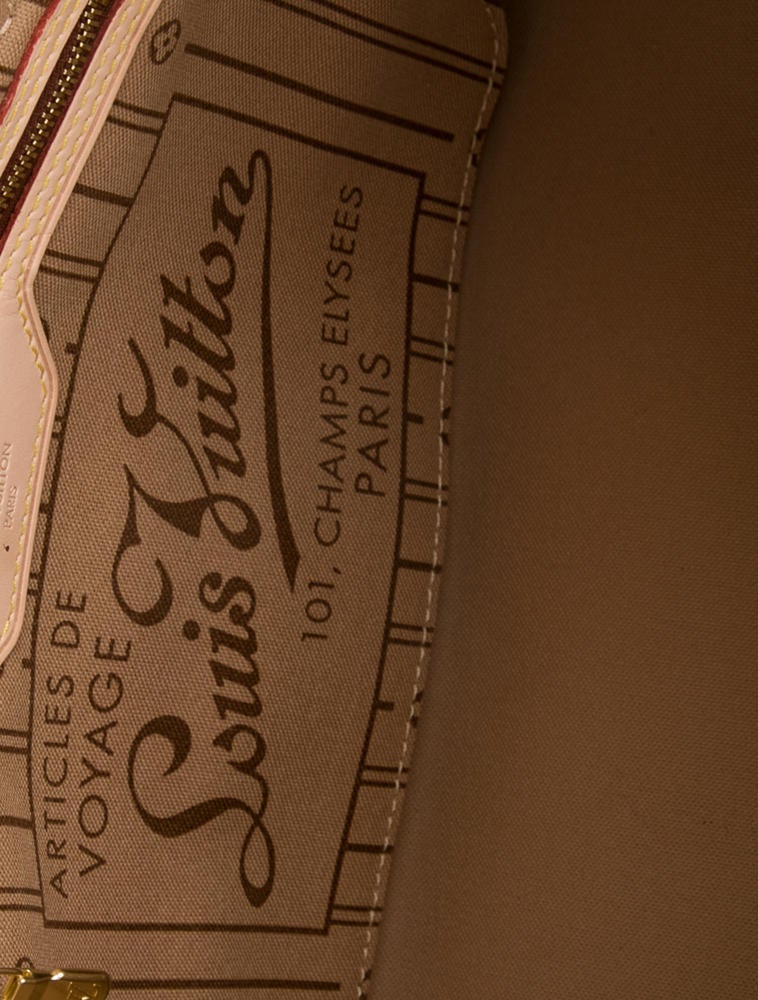 Louis Vuitton Neverfull PM